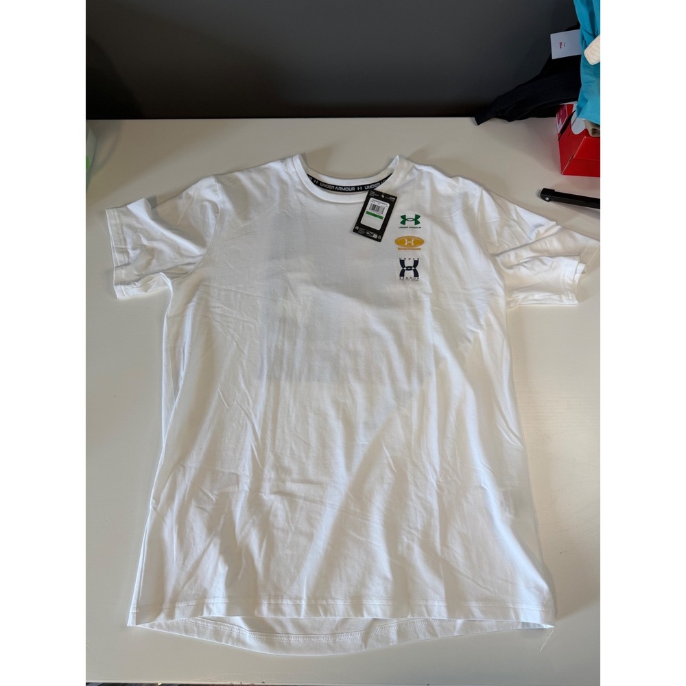 Under Armour Mens Graphic Tee White Loose Fit Short Sleeve Shirt 1390165 Large